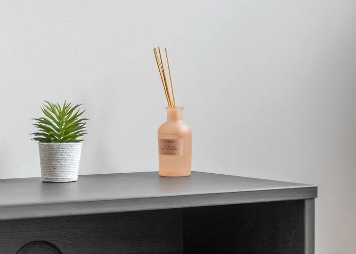 Appartamento Hub - Free Parking - Sleeps 5 *