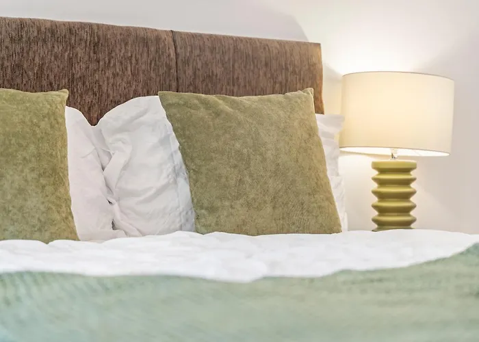 Hub - Free Parking - Sleeps 5 * Leeds (West Yorkshire)